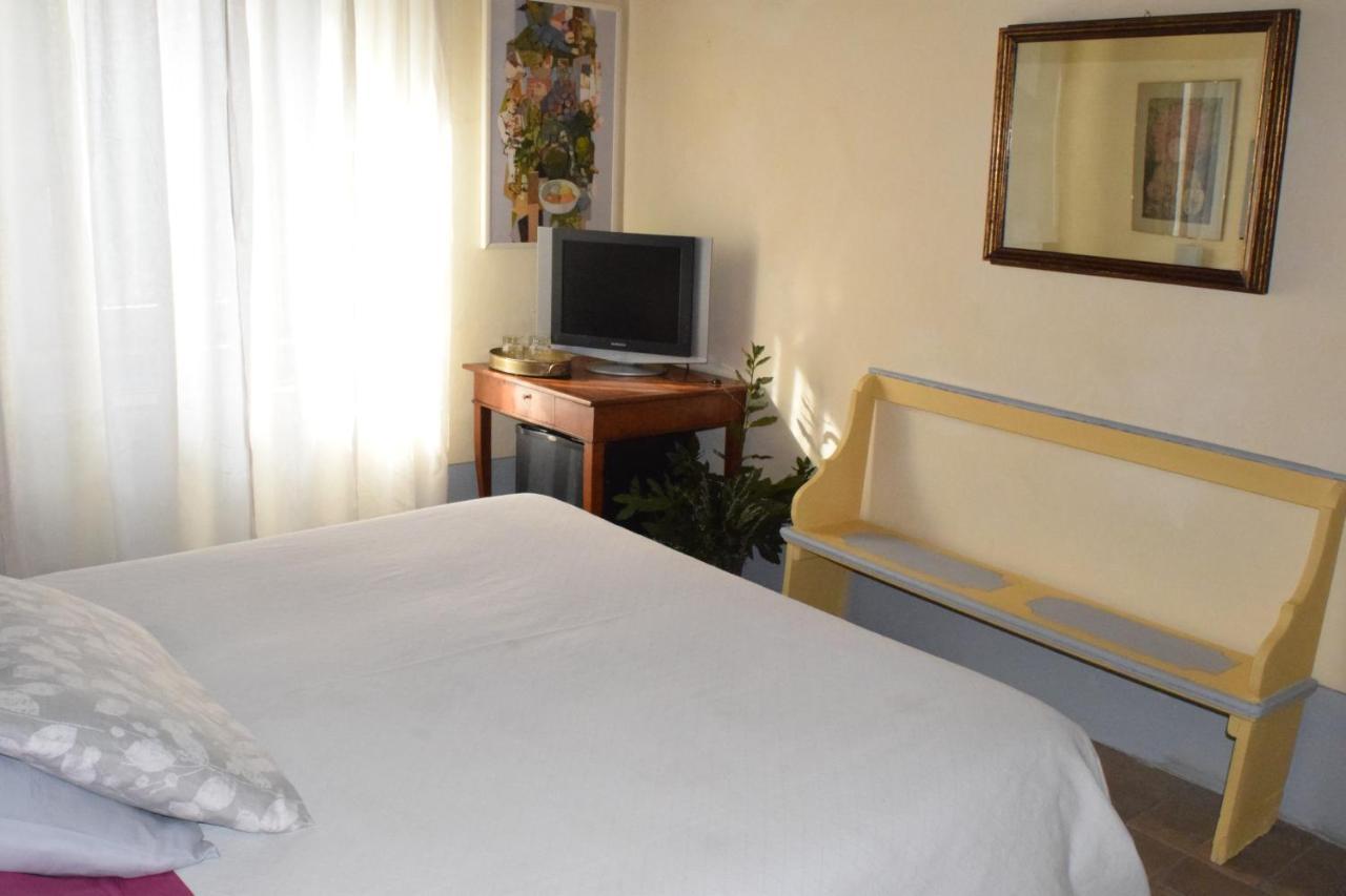 La Locanda Del Vino Nobile B&B มอนติปุลเชียโน ภายนอก รูปภาพ