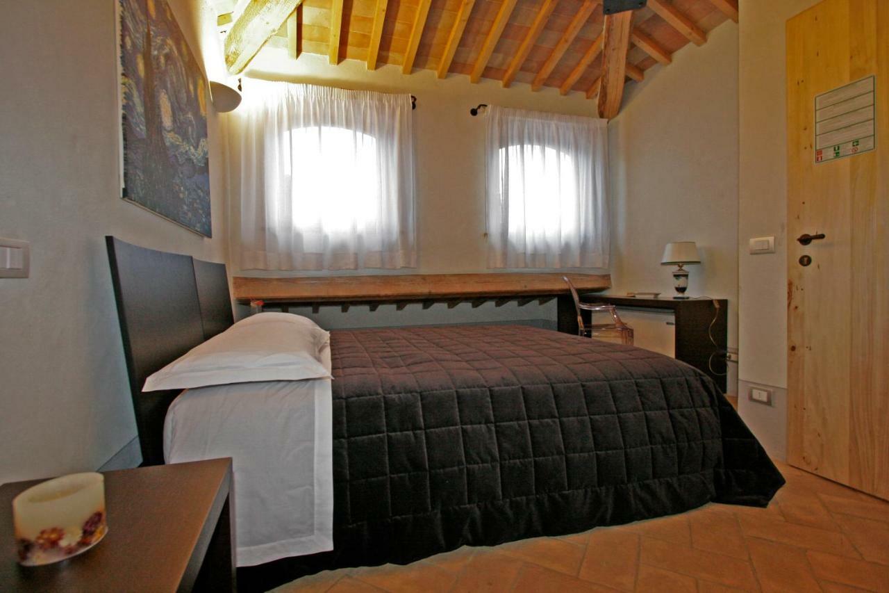 La Locanda Del Vino Nobile B&B มอนติปุลเชียโน ภายนอก รูปภาพ