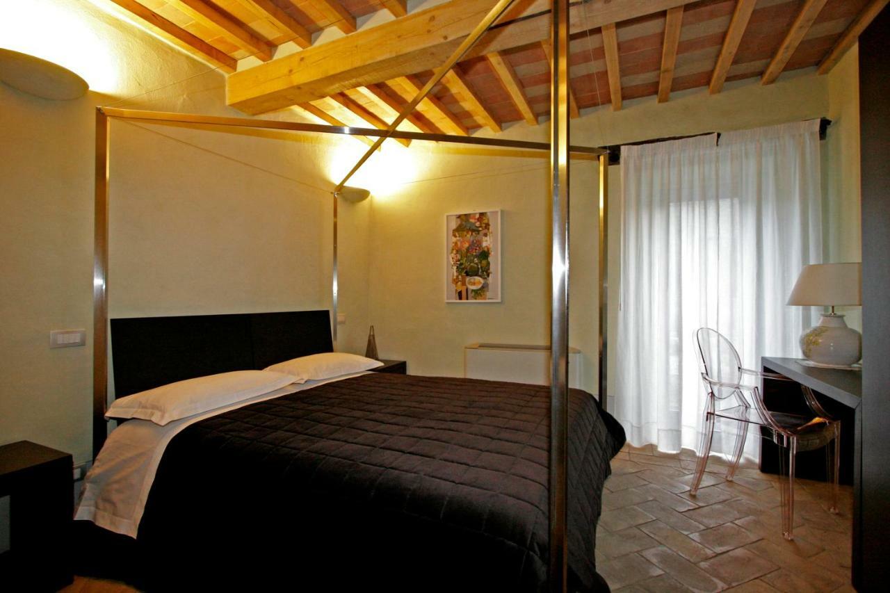 La Locanda Del Vino Nobile B&B มอนติปุลเชียโน ภายนอก รูปภาพ